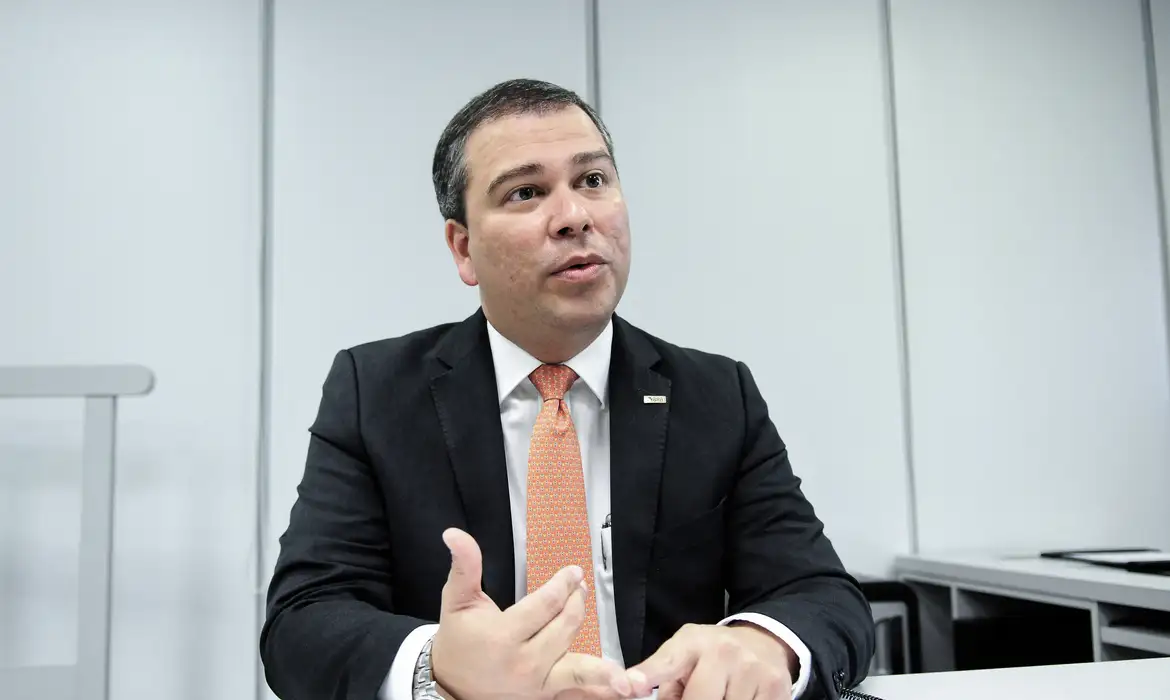 Polícia Federal aponta ex-presidente do BRB em esquema de propina de 146 milhões de reais