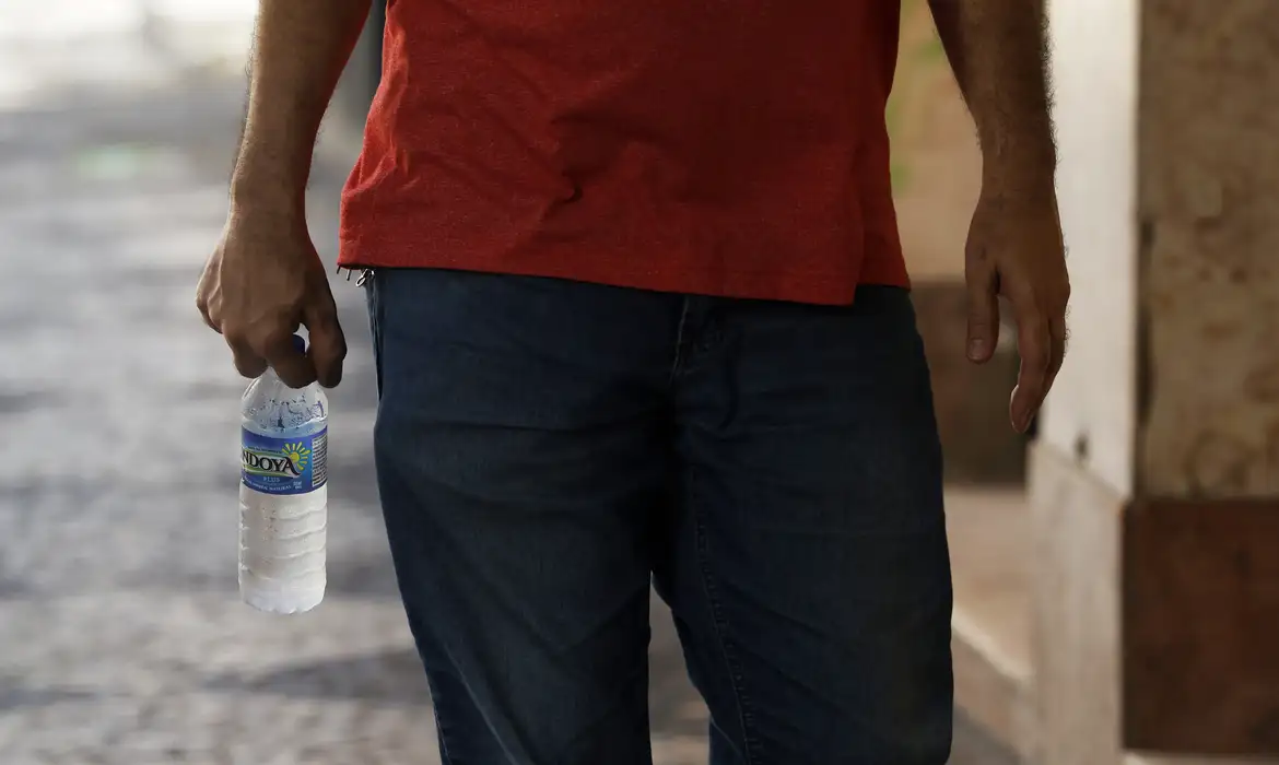 Inmet emite alerta máximo para onda de calor em quatro estados do Sul e Centro-Oeste