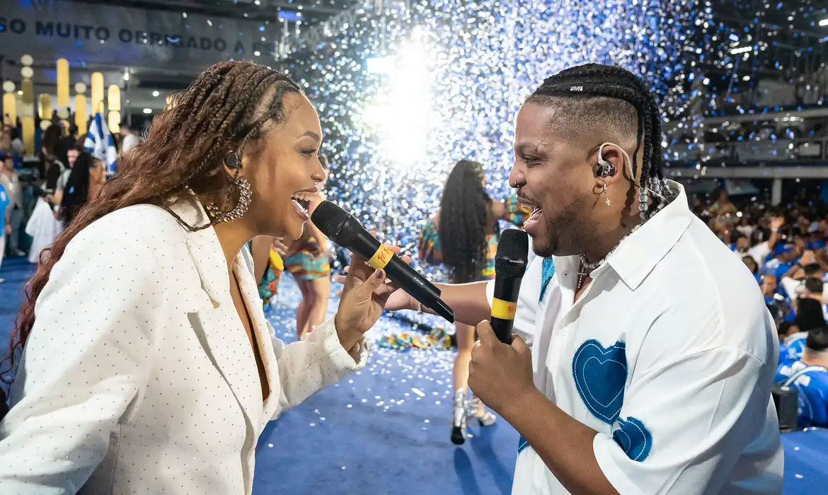 Alerj premia Jéssica Martin, pioneira como intérprete no carnaval carioca