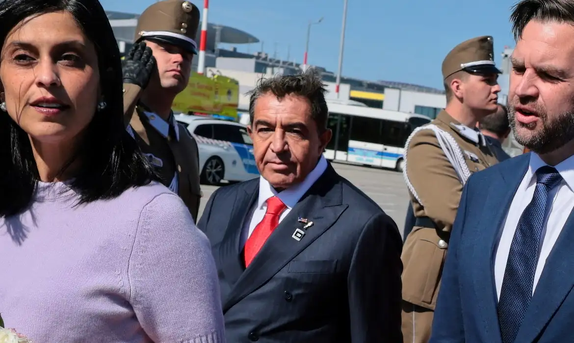 Proposta de enviado de Trump para Itália na Copa causa polêmica