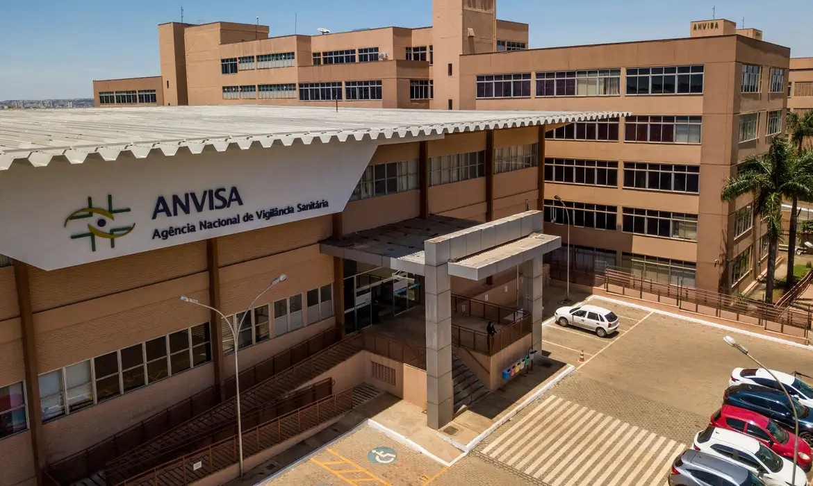 Anvisa intensifica combate e regulamenta manipulação de canetas emagrecedoras