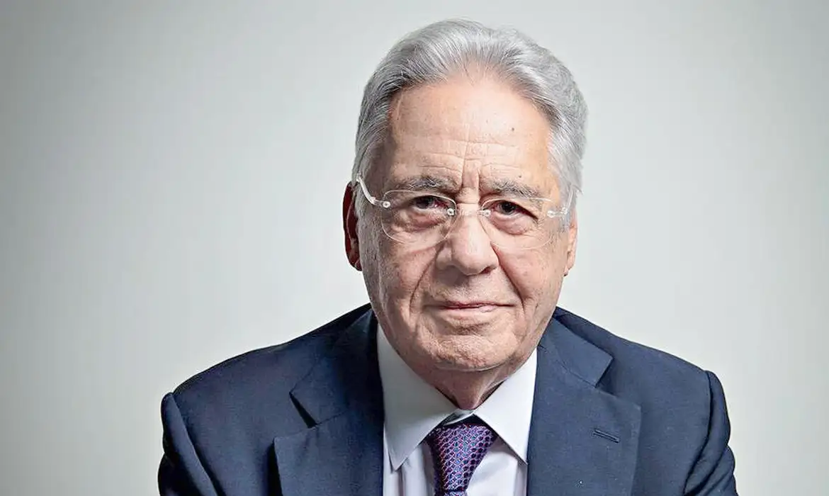 Justiça determina interdição de FHC após pedido da família