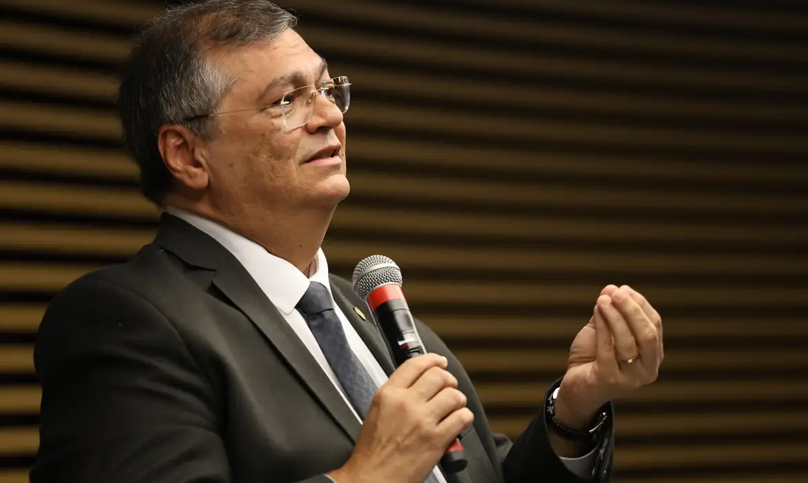 STF exige reestruturação emergencial da CVM para fiscalização
