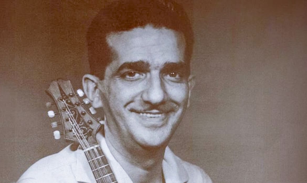 Roda de Choro inaugura temporada com tributo ao álbum Vibrações de Jacob do Bandolim
