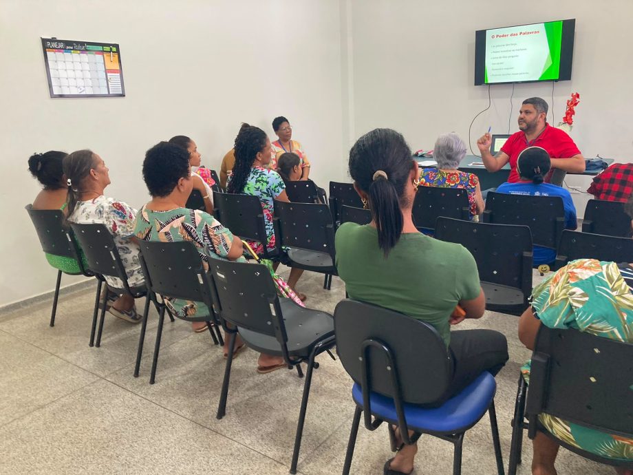 Oficina do PAIF promove diálogo familiar em Três Lagoas
