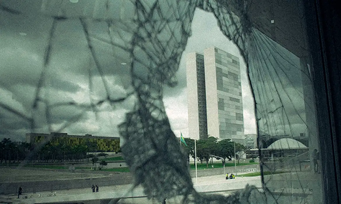 Filmes de Brasil e Paraguai destacam democracia no Prêmio Platino