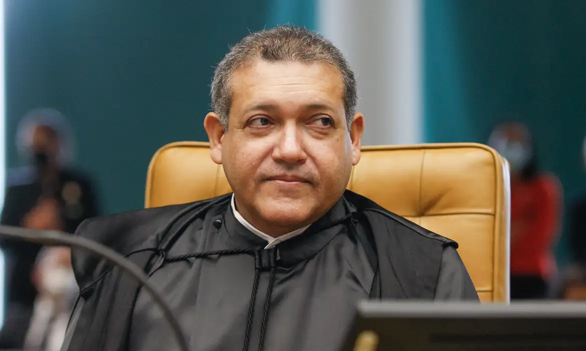 Nunes Marques determina suspensão de atualizações e novos seguidores no canal Exército do Lula