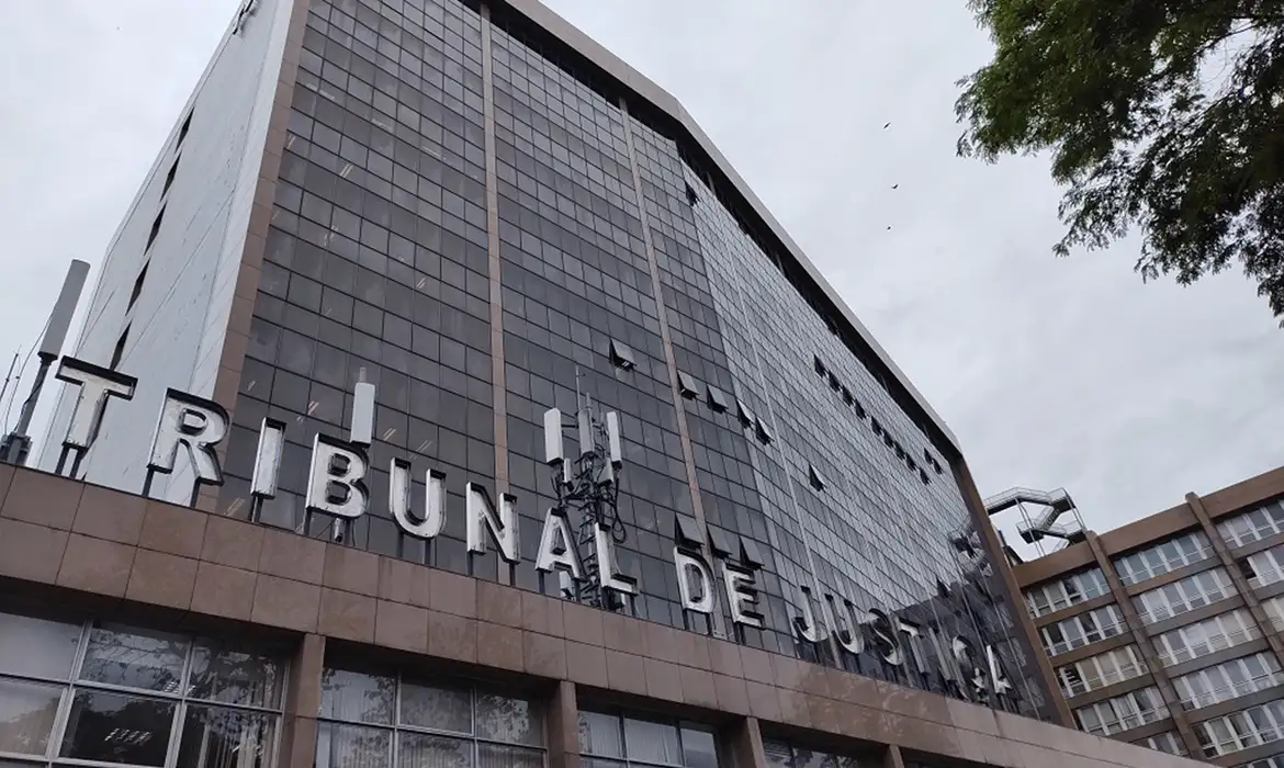 Homem é condenado a 30 anos por feminicídio em Paracambi