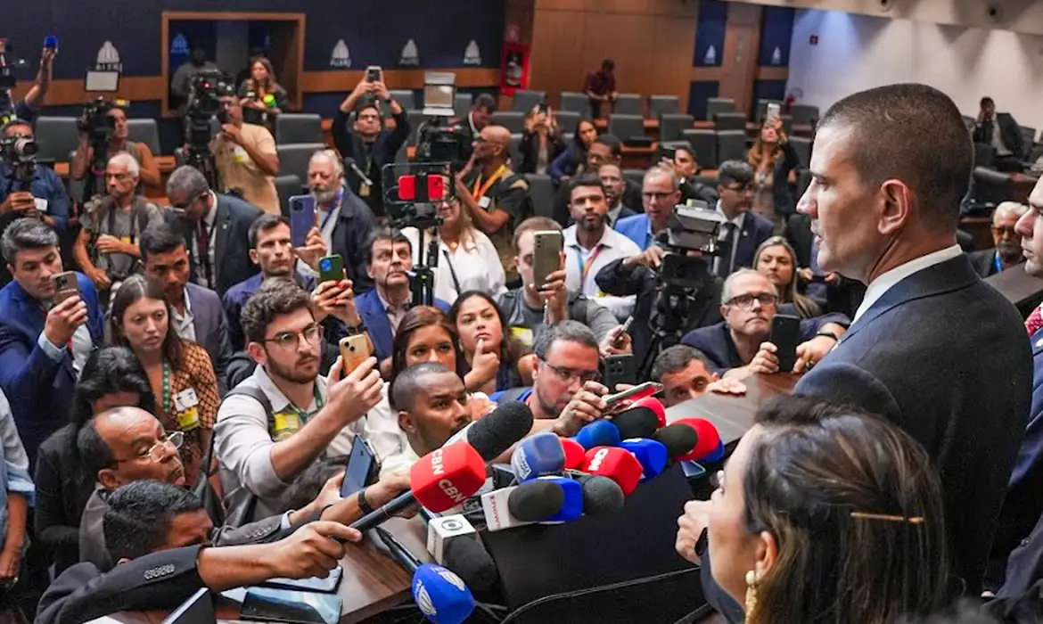 Alerj pede ao STF para comandar Rio interinamente