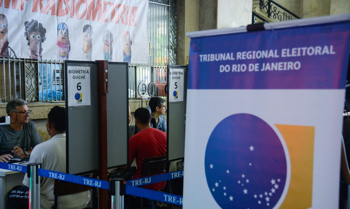 TRE-RJ amplia horário para eleitores regularizarem cadastro até 6 de maio