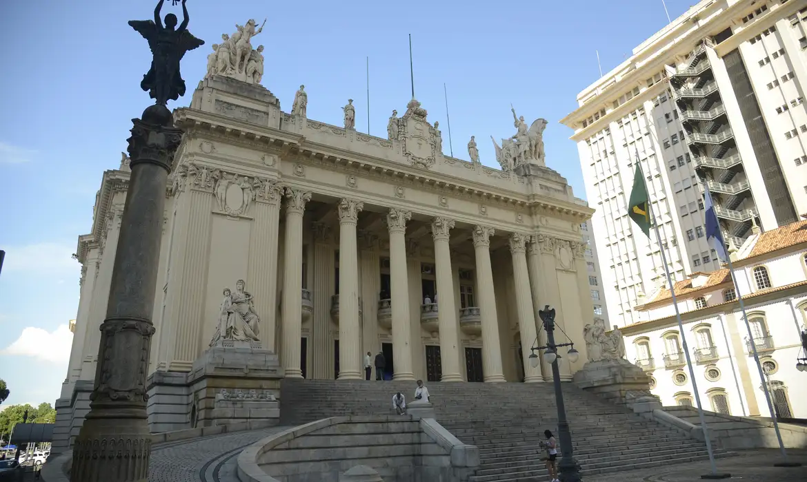 Justiça do Rio mantém eleição para presidência da Alerj