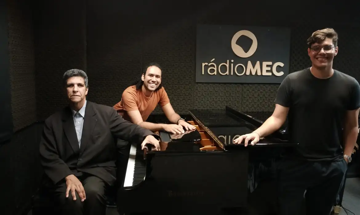 Rádio MEC presta homenagem ao compositor Francisco Mignone em programa especial