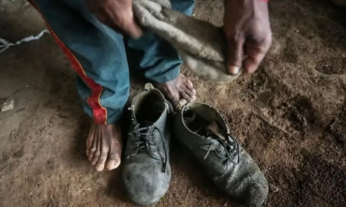 Lista do Ministério do Trabalho inclui BYD e Amado Batista por condições análogas à escravidão