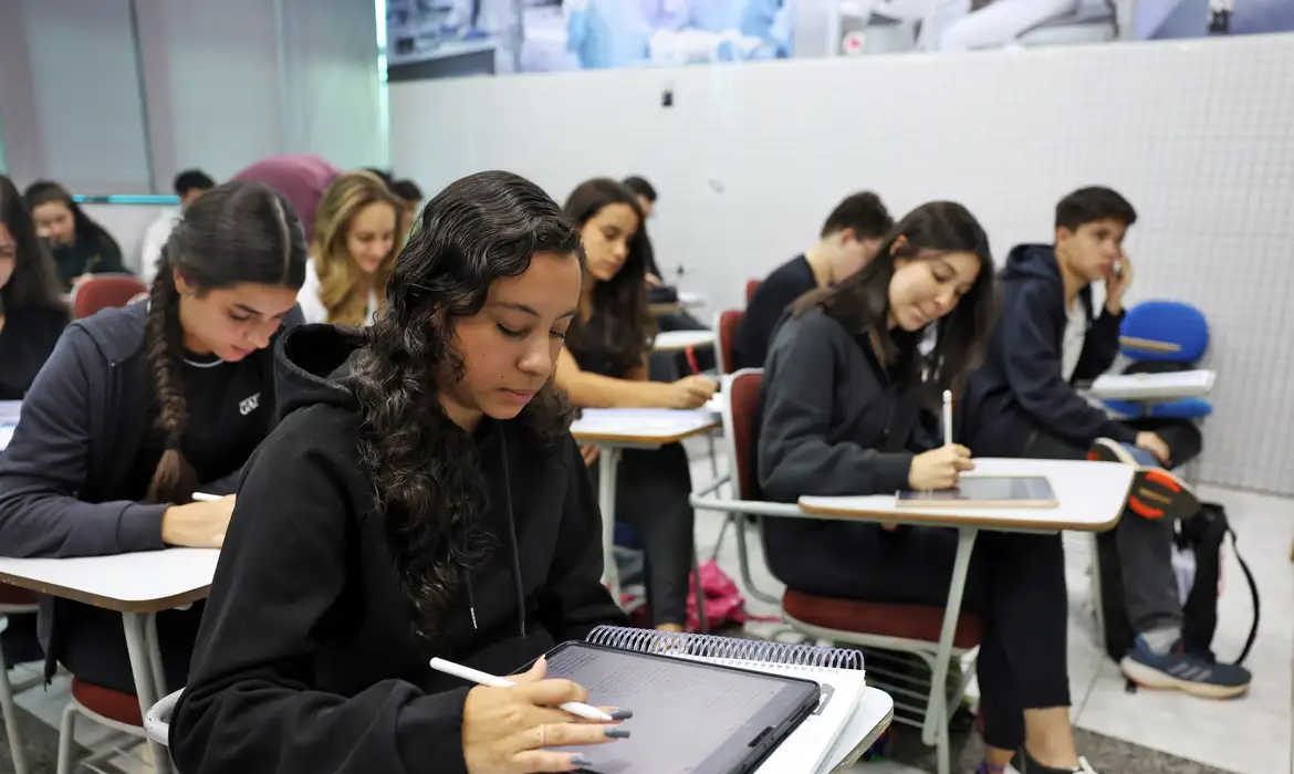 Entenda as Novas Regras para a Redação do Enem 2025