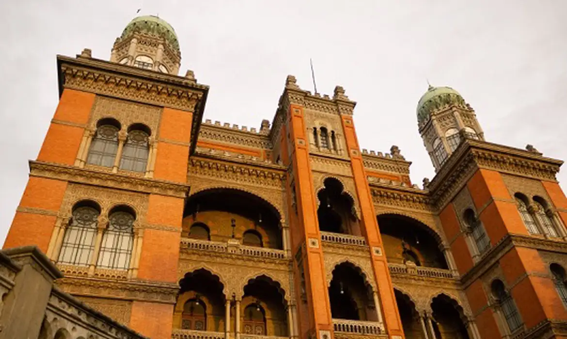 Estudo com injeção contra HIV será feito pela Fiocruz em várias cidades