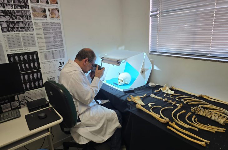 Inovação na Medicina Legal: Pupários de Moscas Revelam Pistas Cruciais em MS