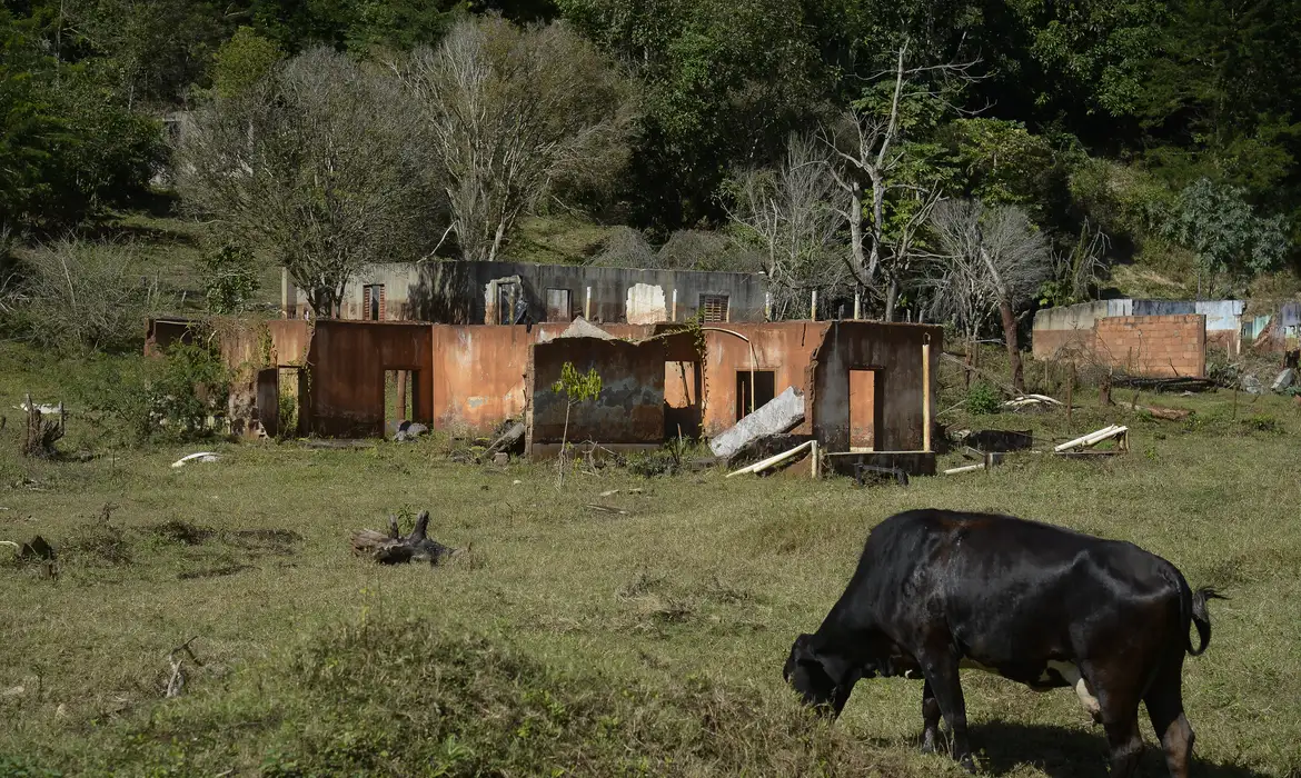 Mineração e resistência em cena no filme 'Rejeito'