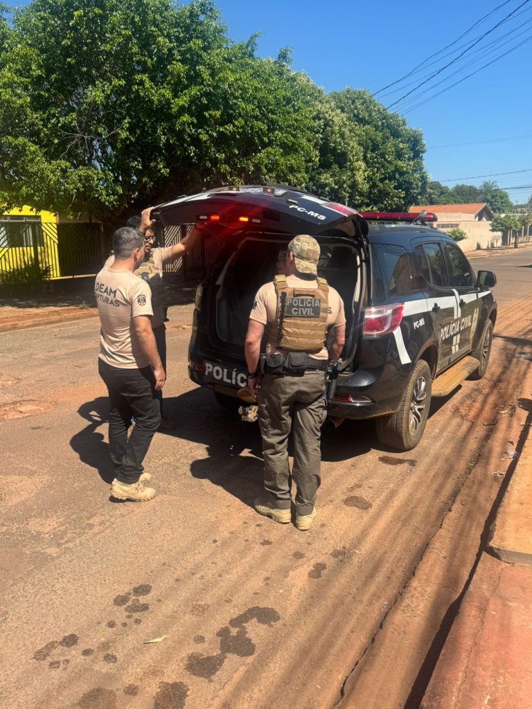 Operação da Polícia Civil em Campo Grande Prende Homem e Mulher por Ordens Judiciais