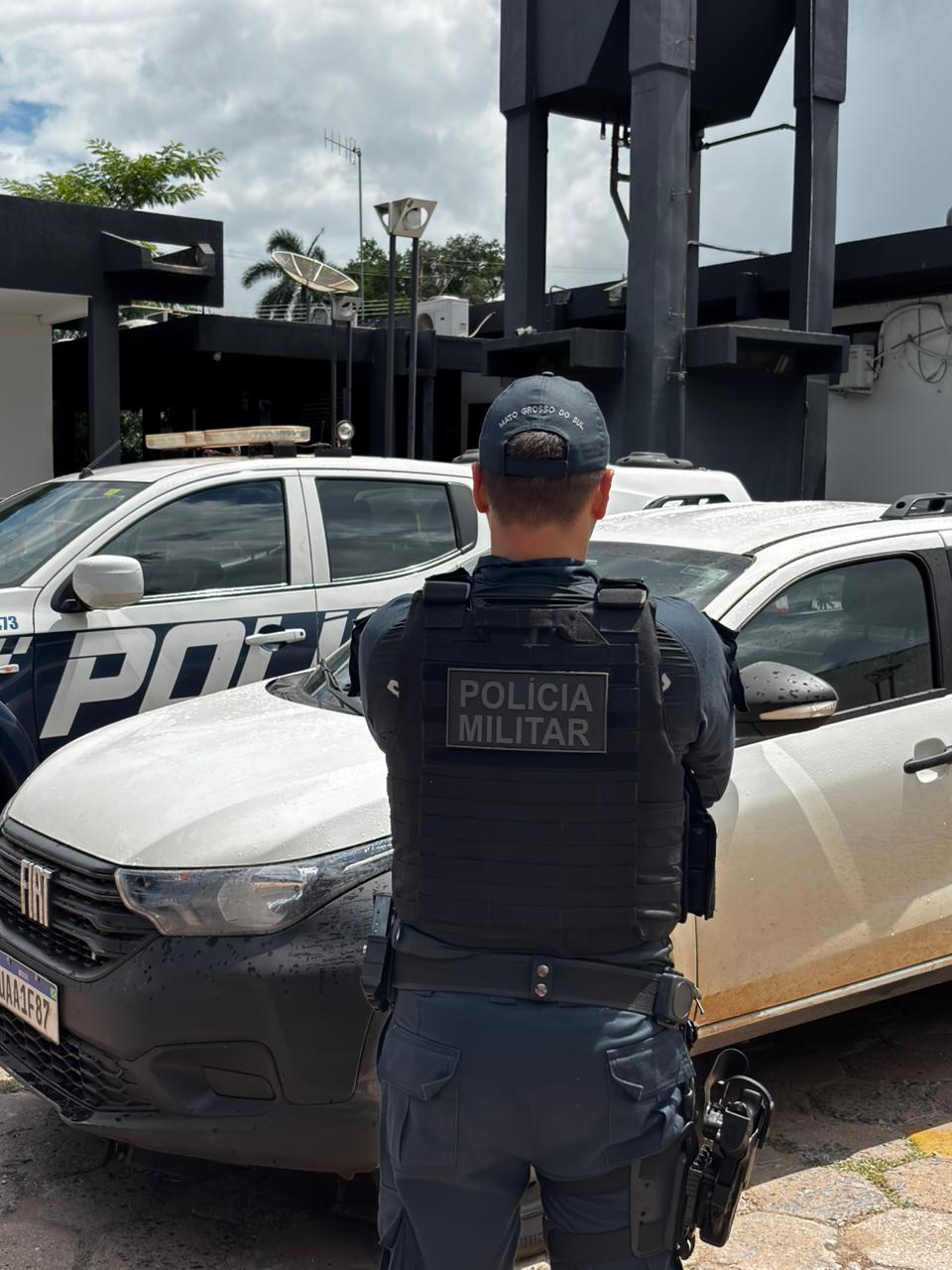 Veículo roubado é recuperado pela Polícia Militar em Corumbá